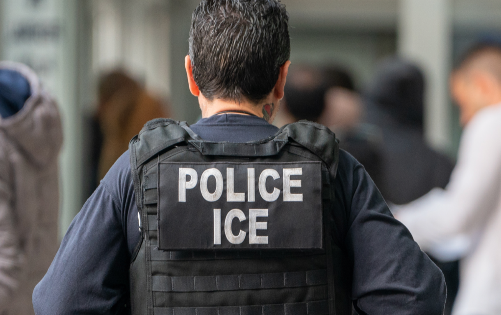 Operativo del ICE en California 2025 – redadas y detenciones de ciudadanos estadounidenses