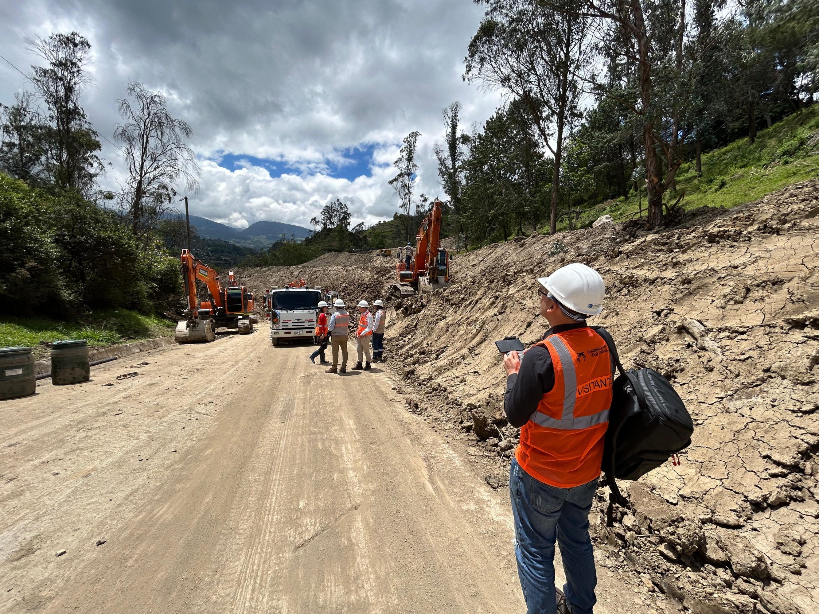 Obras en el k18 de la Vía al Llano