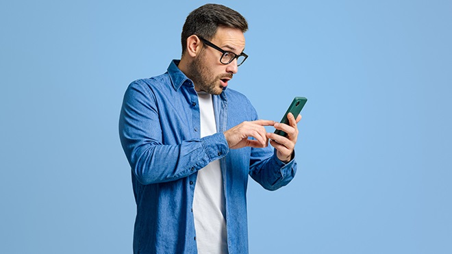 WhatsApp va limita mesajele pentru a evita spamul