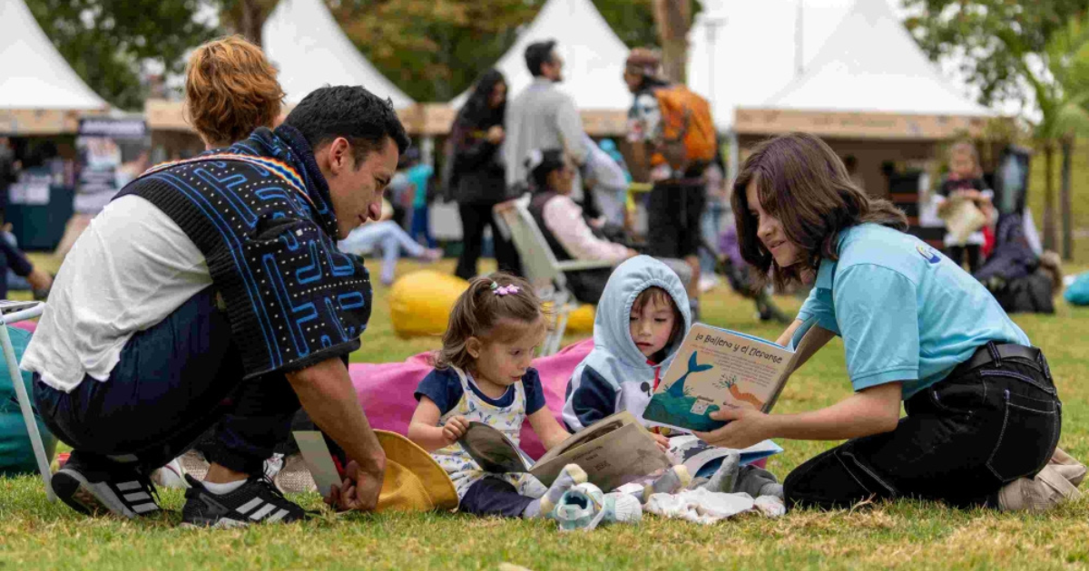 Bogotá presenta la estrategia 'De la mano contigo' para fortalecer la atención integral a la primera infancia