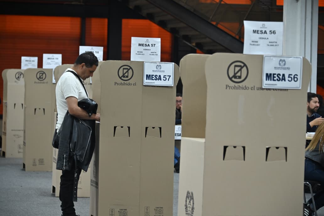 Más imágenes de la jornada de votaciones de la consulta del Pacto Histórico en Corferias.