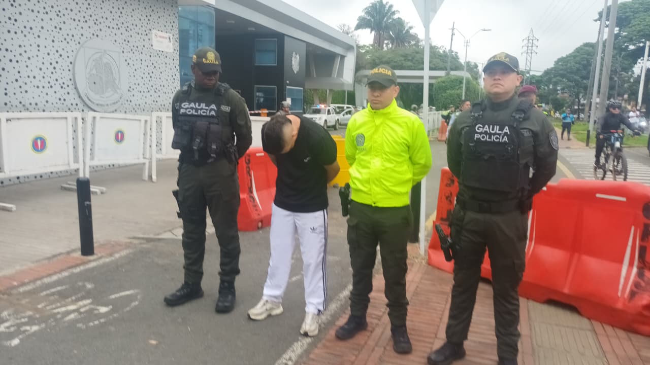 El presunto disidente capturado sería el cerebro del atentado con camión bomba, el 21 de agosto en Cali