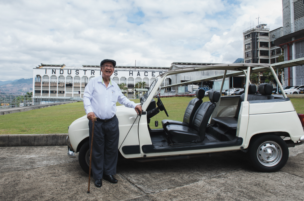 Él era José María Acevedo, fundador de la compañía de electrodomésticos Haceb.