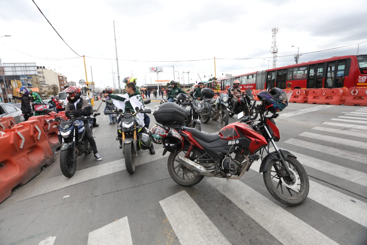 Motociclistas en Bogotá