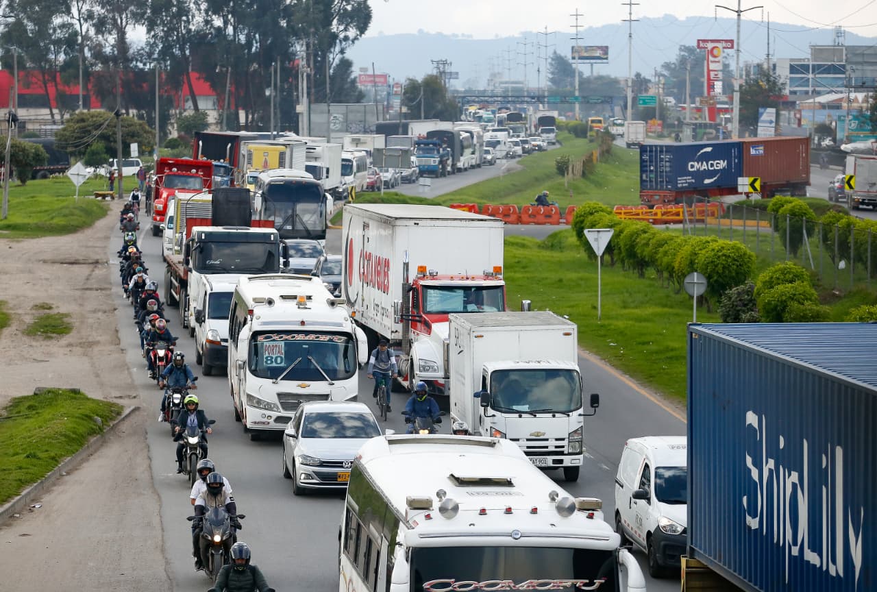 Corredor de la Calle 80, al occidente de Bogotá