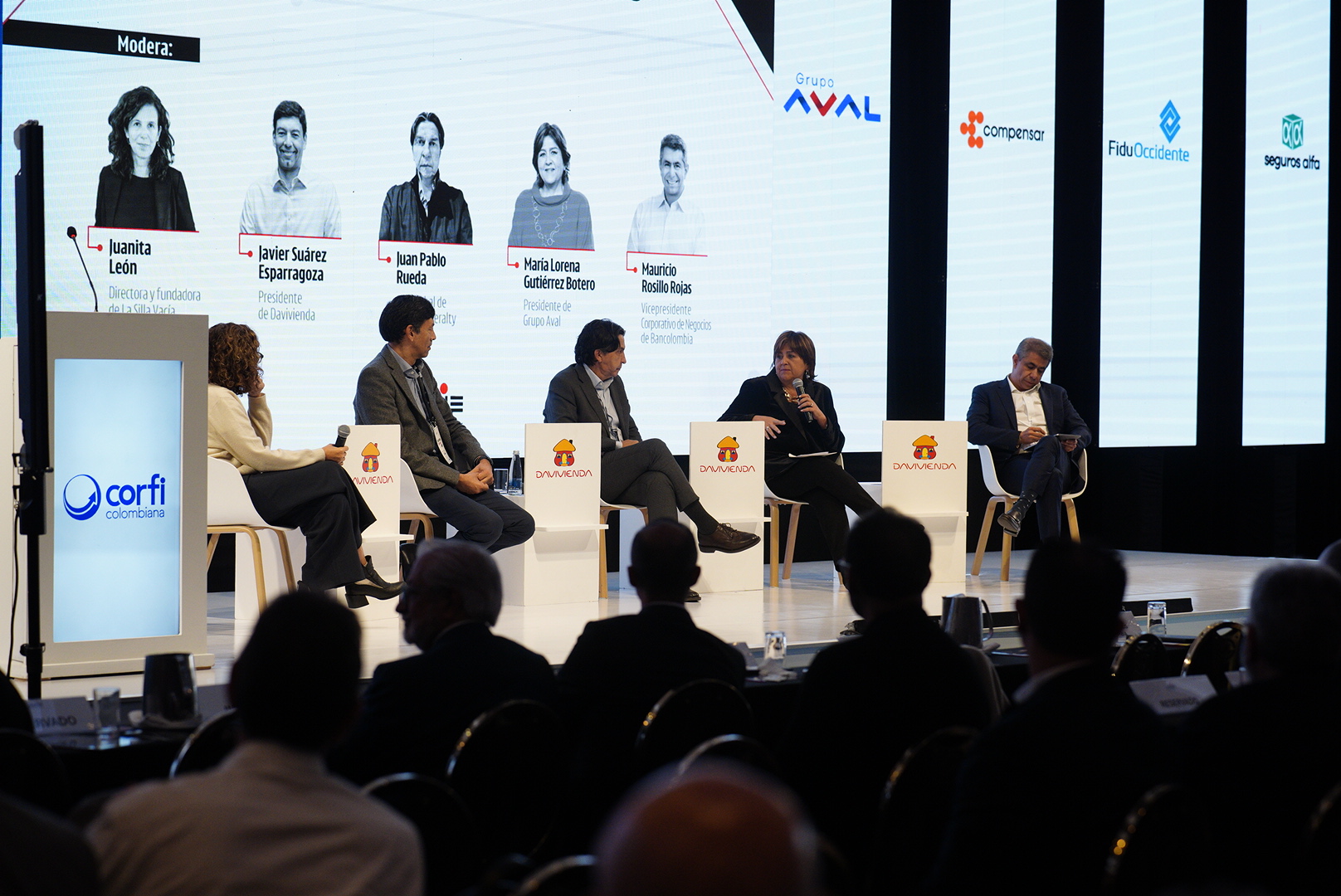 Panelistas Asamblea General de Anif 2025