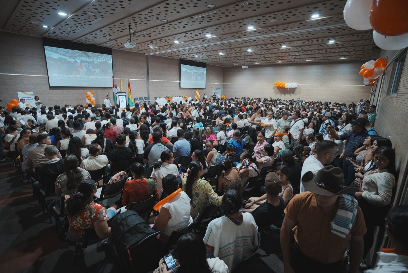 Partido de la U priorizará listas al Congreso y aplaza decisión sobre candidatura presidencial hasta definir sus aspirantes al Senado y Cámara