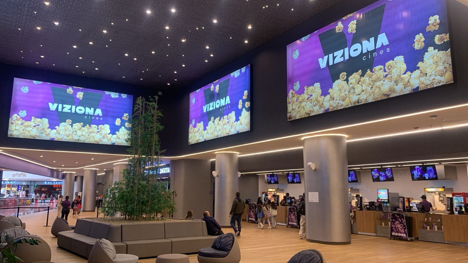 Complejo Viziona Cines, ubicado en el centro comercial El Edén, en el occidente de Bogotá.