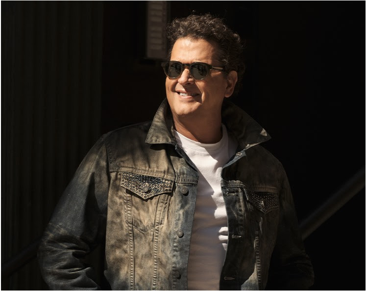 Carlos Vives anuncia su gira de conciertos por Estados Unidos.