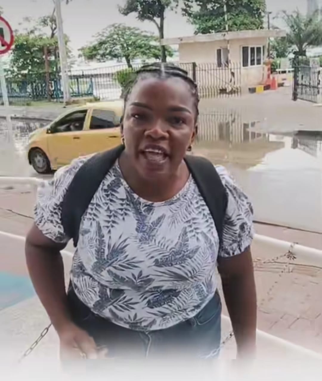 Mujer se encadenó en Cartagena