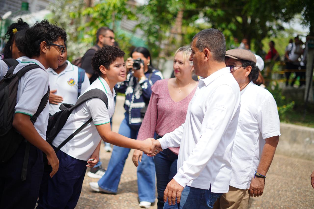 Alumnos de la Institución Educativa Soledad Acosta de Samper