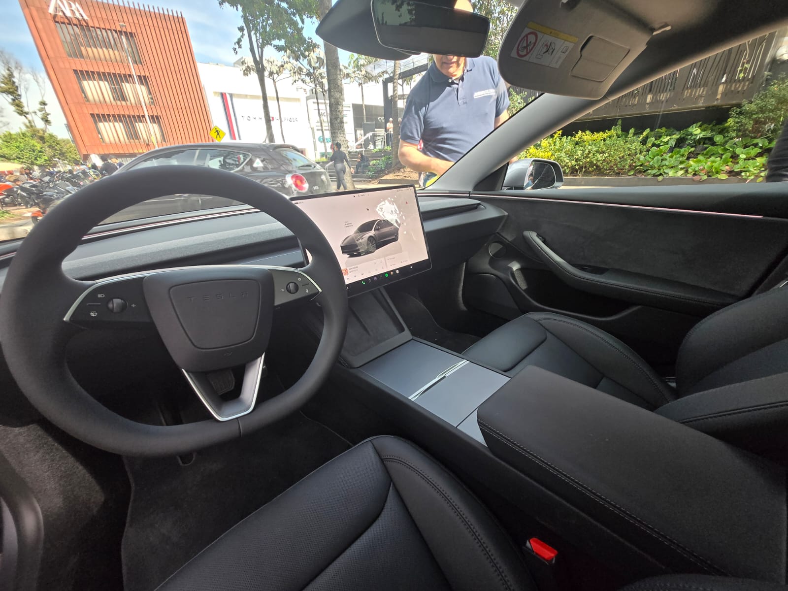 Tesla llega a Colombia oficialmente con carros desde los 109 millones ...