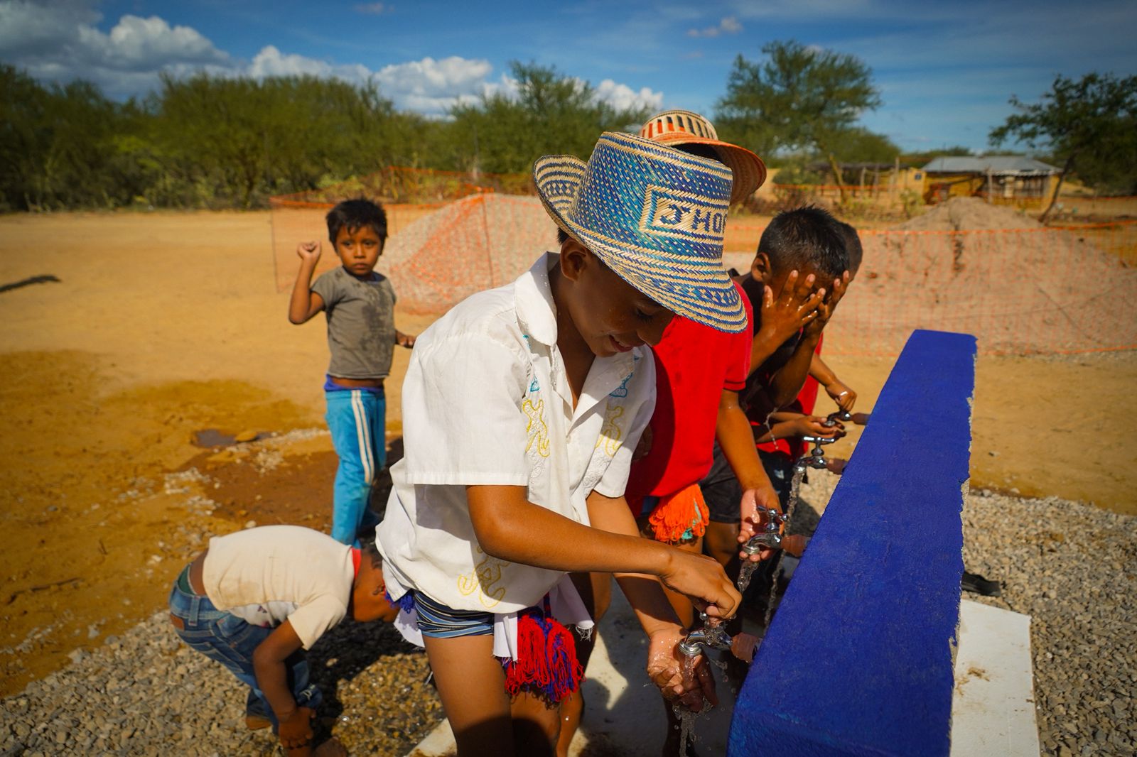 El proyecto Misión La Guajira llevó agua potable a 81 comunidades del departamento.