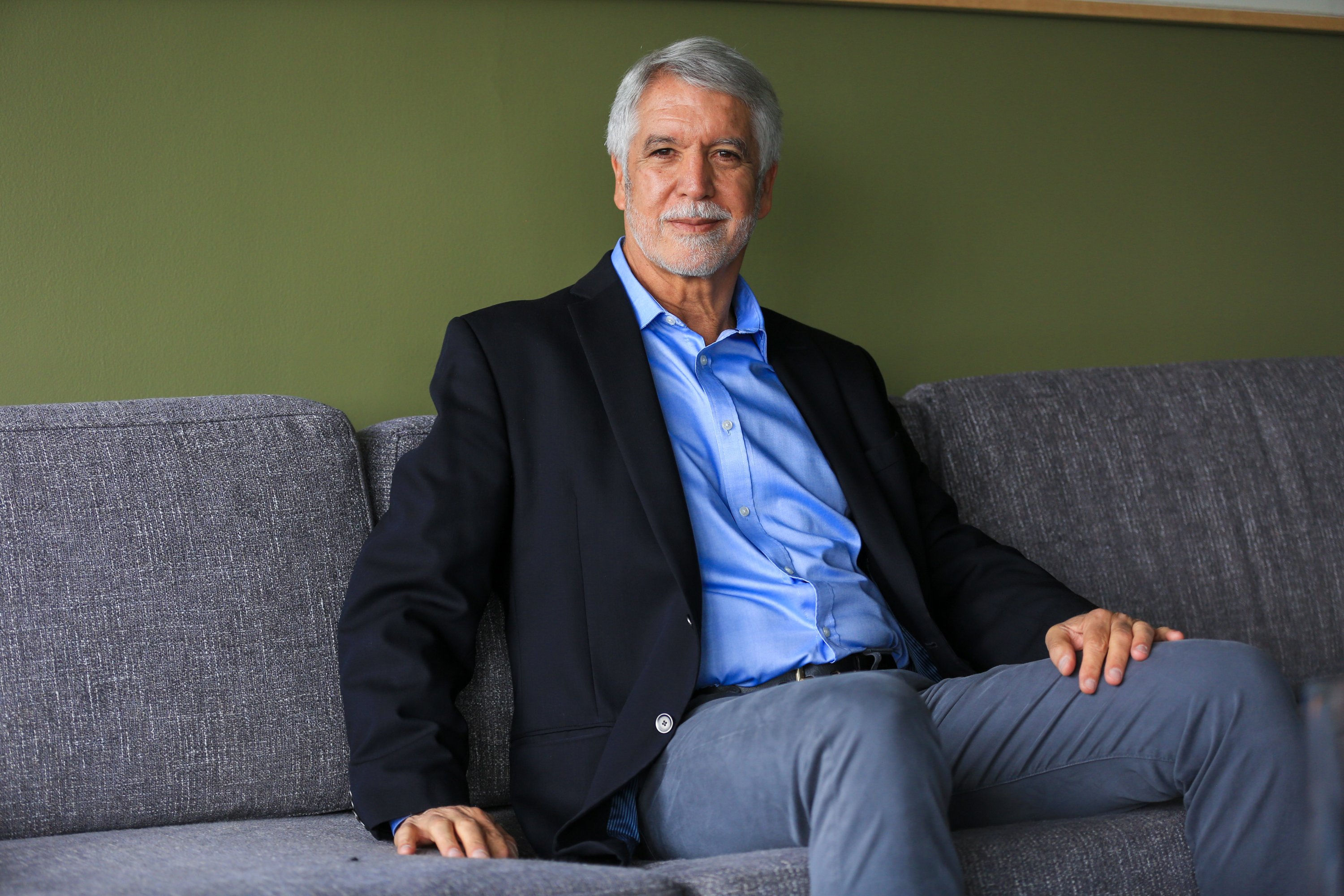 El precandidato Enrique Peñalosa ha sido alcalde de Bogotá en dos ocasiones, para los periodos 1998-2000 y 2016-2019.