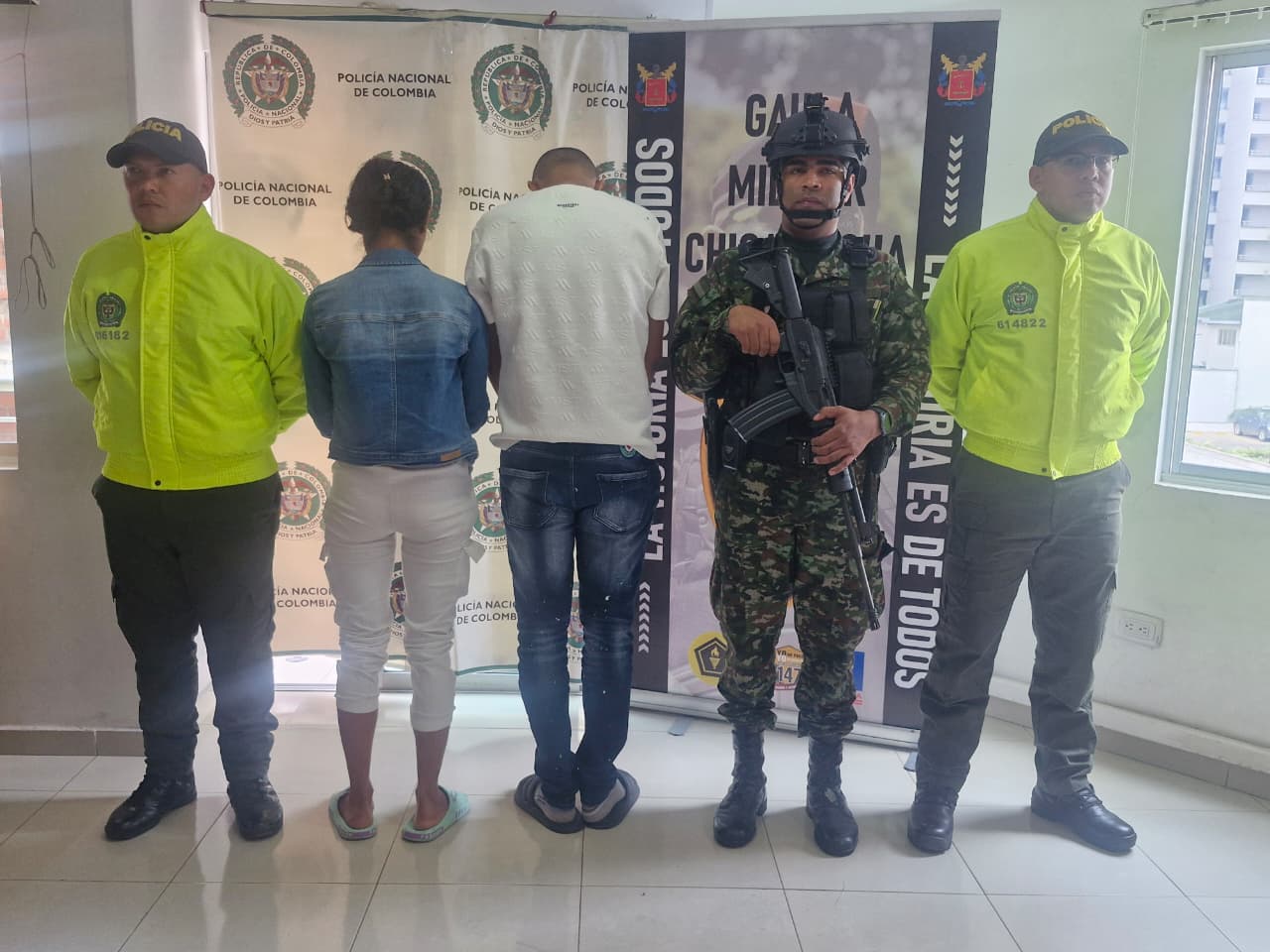 Ambos presuntos estafadores fueron capturados en Bucaramanga.
