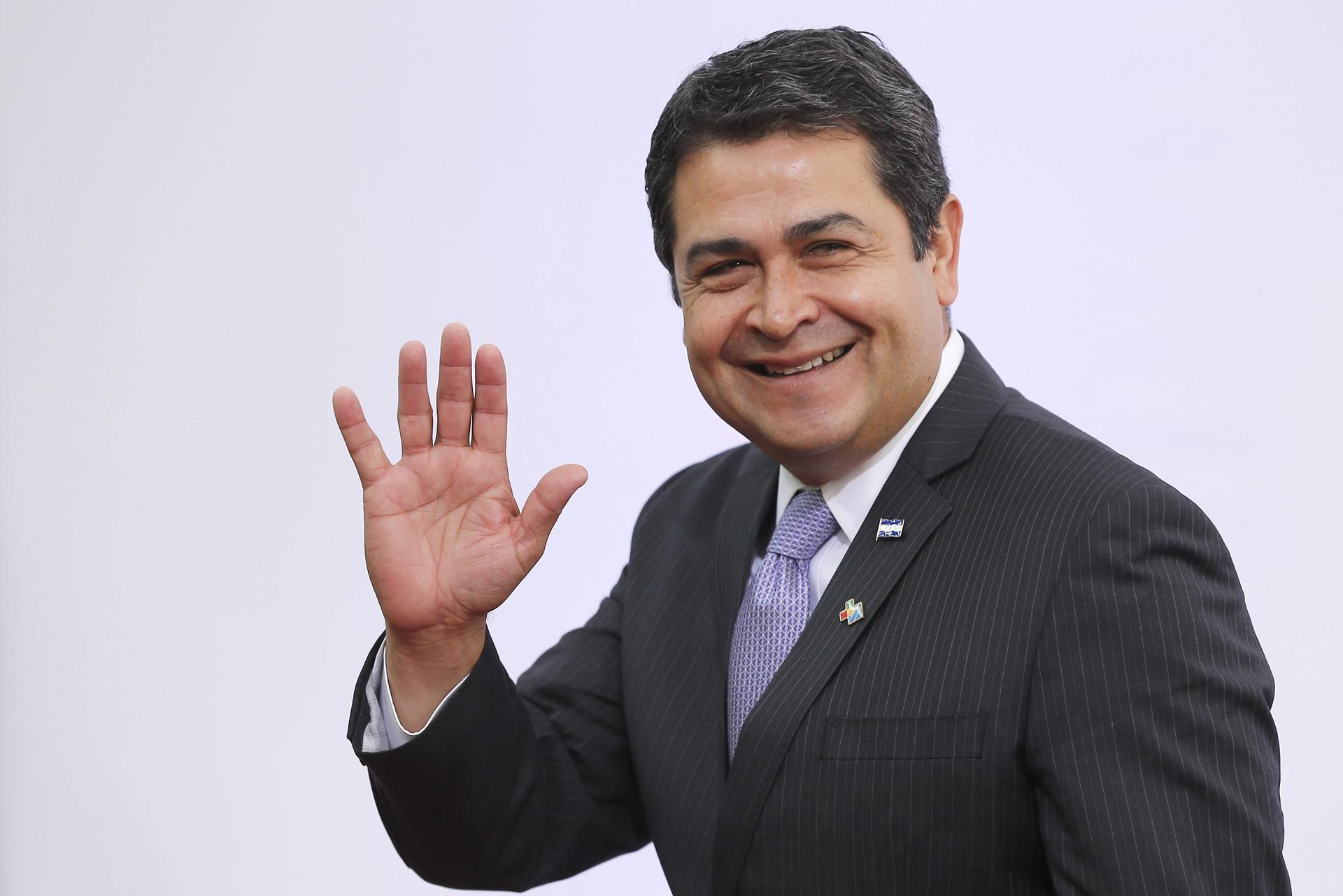 México sella alianza con el viejo continente para energías renovables