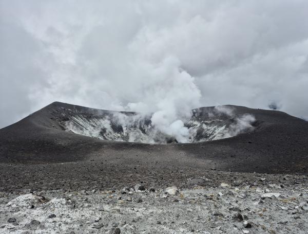 Volcán Puracé alerta