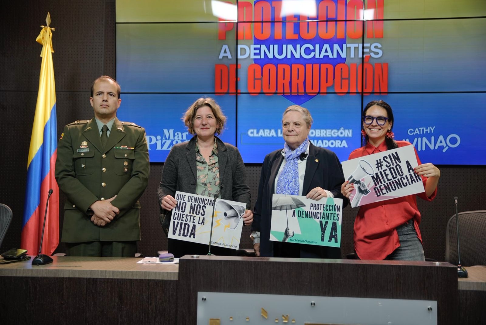 Radicación del proyecto de ley que busca proteger a denunciantes de corrupción.