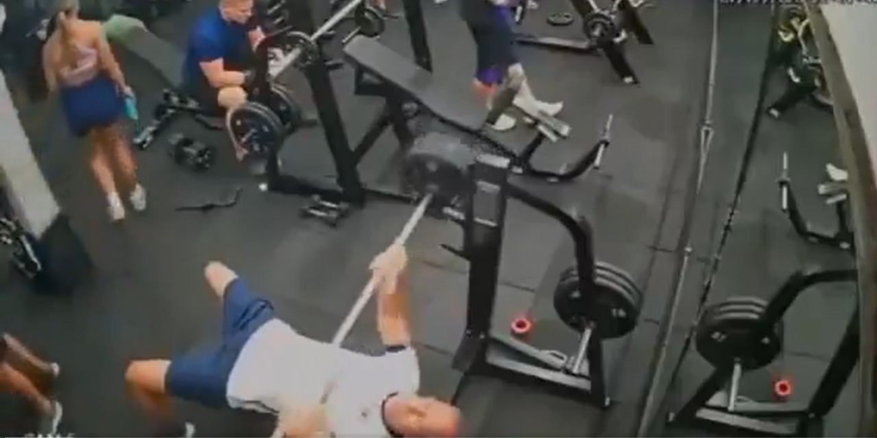 Flávio Bolsonaro, hijo de Jair Bolsonaro, anuncia su precandidatura a las elecciones presidenciales de Brasil de 2026 Flávio Bolsonaro, hijo de Jair Bolsonaro, anuncia su precandidatura a las elecciones presidenciales de Brasil de 2026