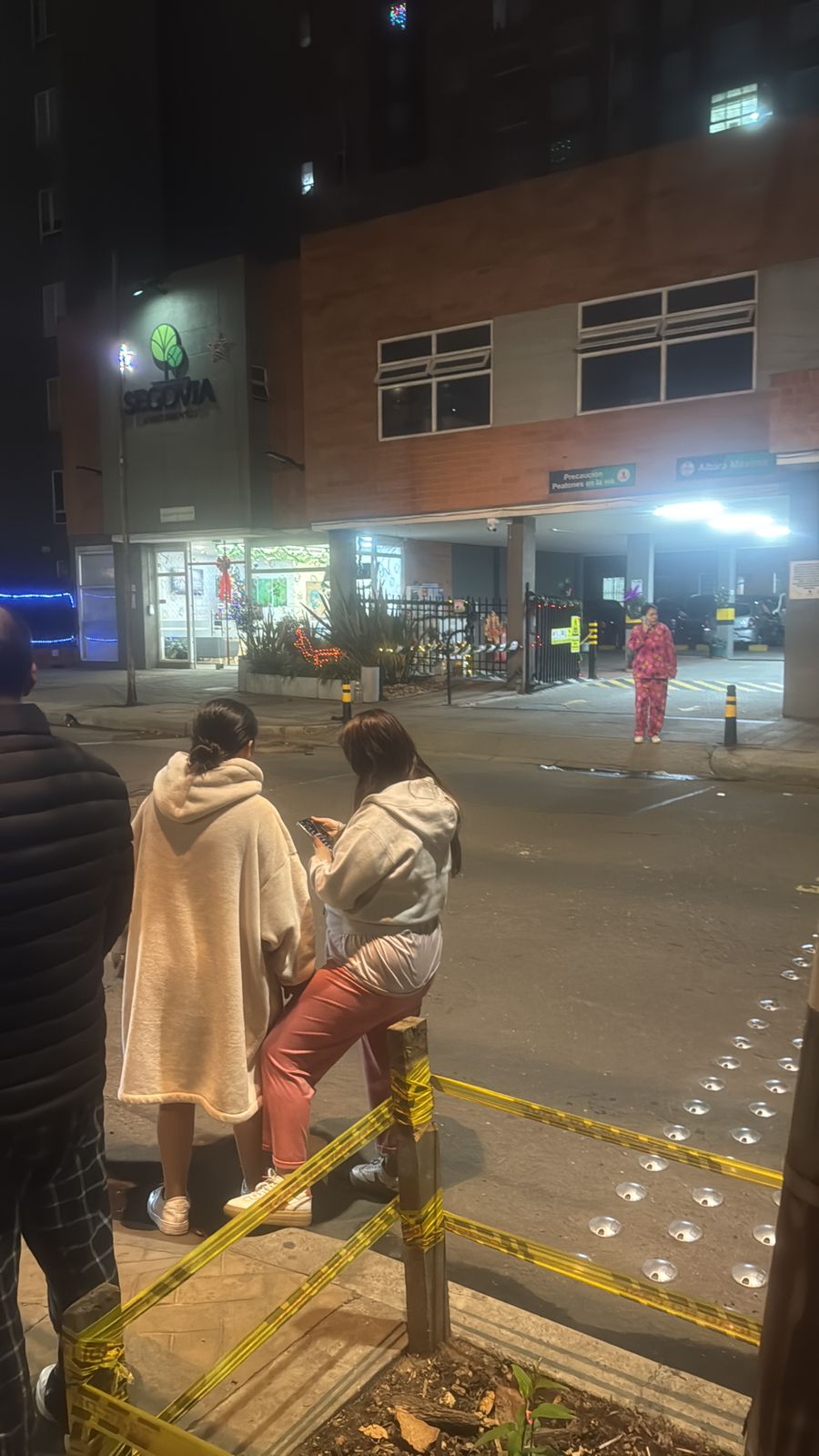 Ciudadanía en Bogotá salió a las calles en medio del temblor