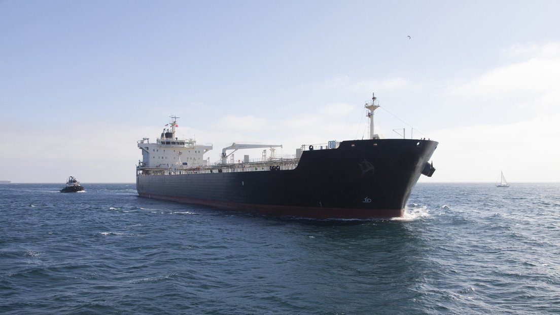 Irán incauta un petrolero extranjero con seis millones de litros de diésel de contrabando
