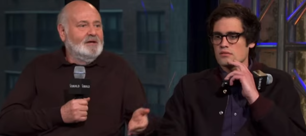 Rob Reiner y su hijo Nick Reiner en una entrevista.