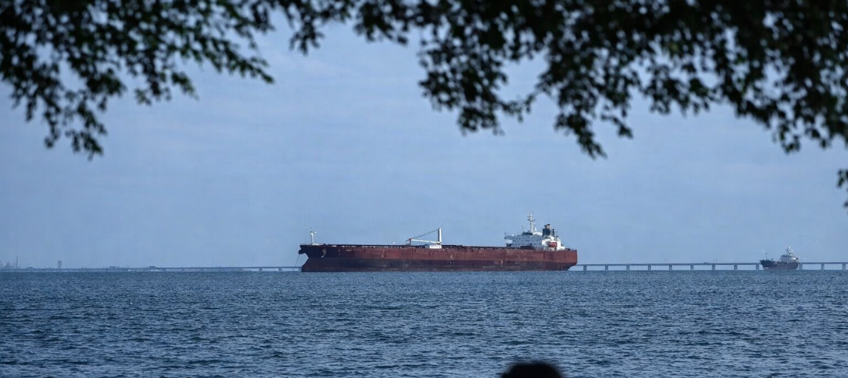 Petrolero sancionado