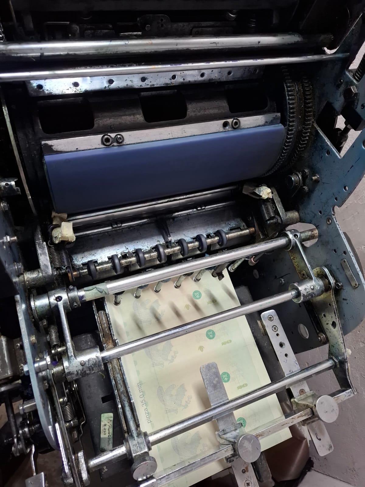 Autoridades incautan fábrica de billetes falsos en Boyacá con ayuda de Estados Unidos.