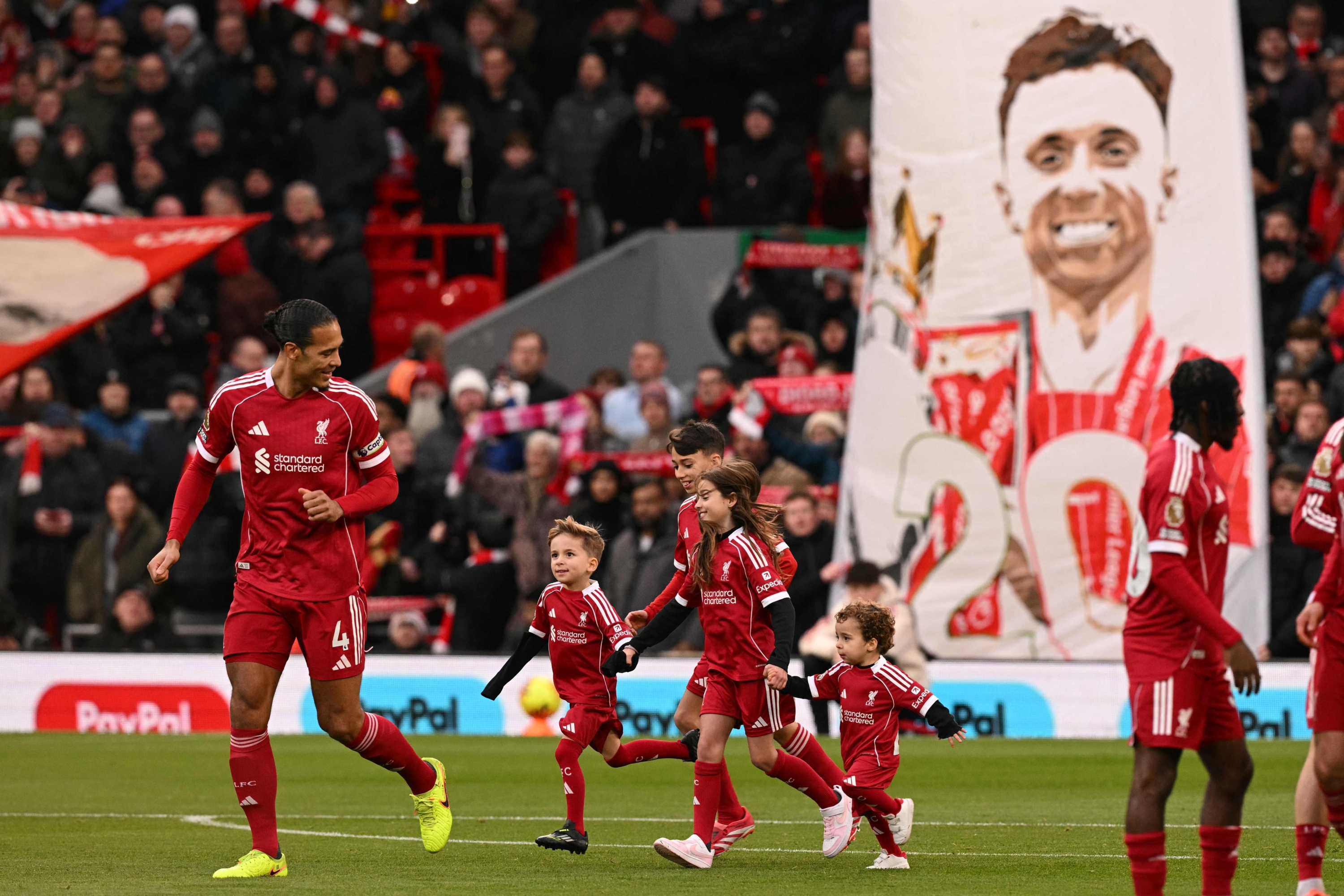 Hijos de Diogo Jota en Anfield