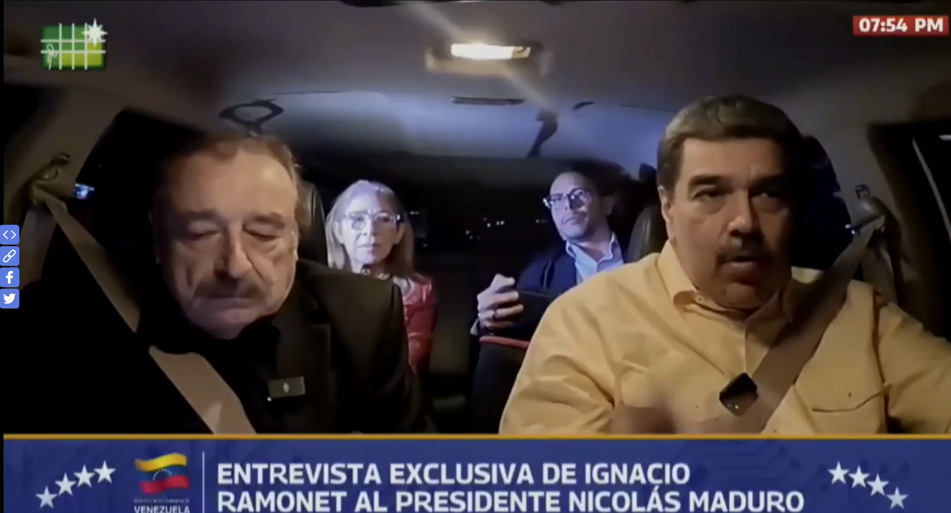 Maduro concedió esta entrevista mientras manejaba