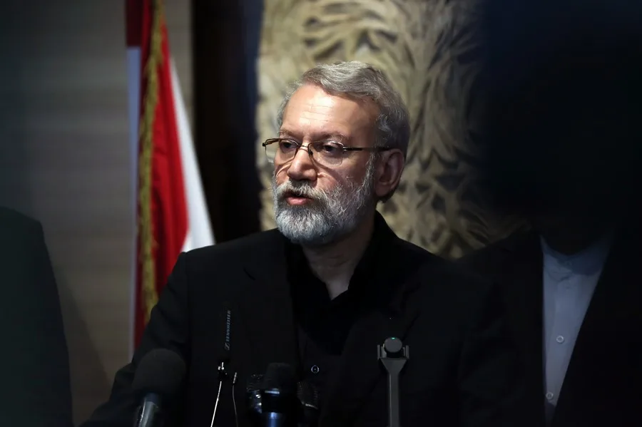 El secretario del Consejo Supremo de Seguridad Nacional de Irán, Ali Larijani, le respondió a Trump.