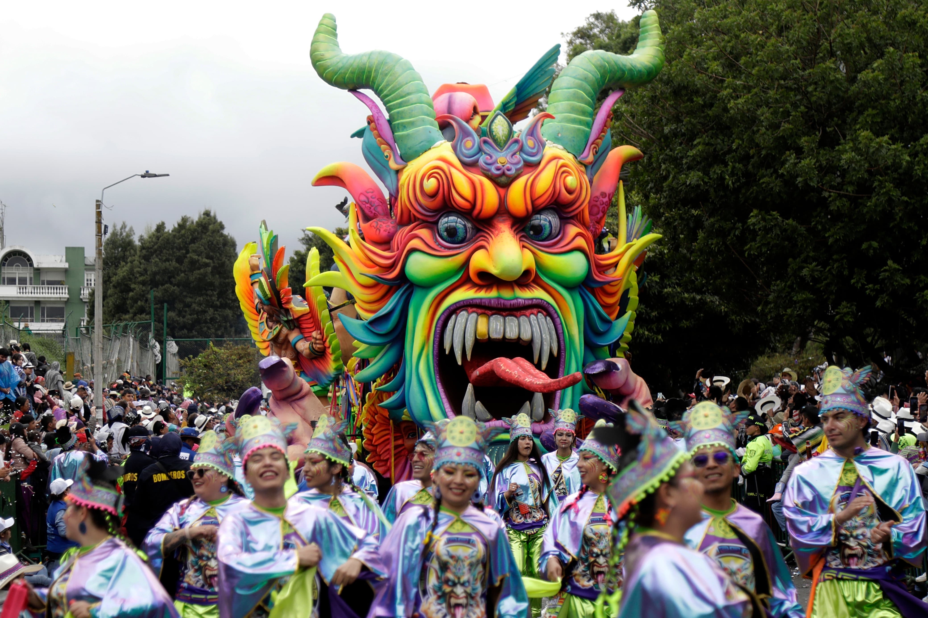 Pasto celebró la edición 100 del Carnaval de Negros y Blancos