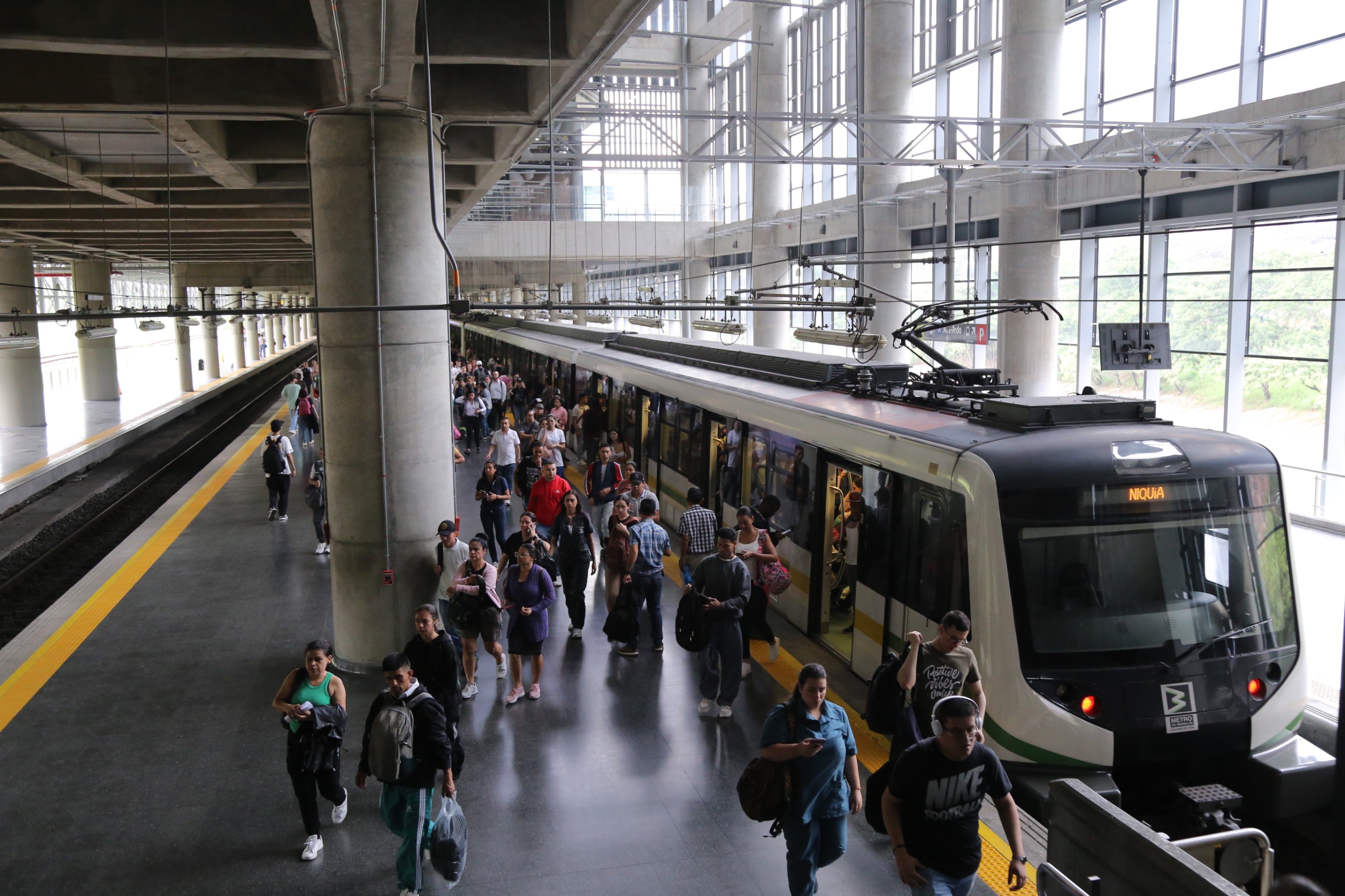 Sistemas de transporte Metro de Medellín