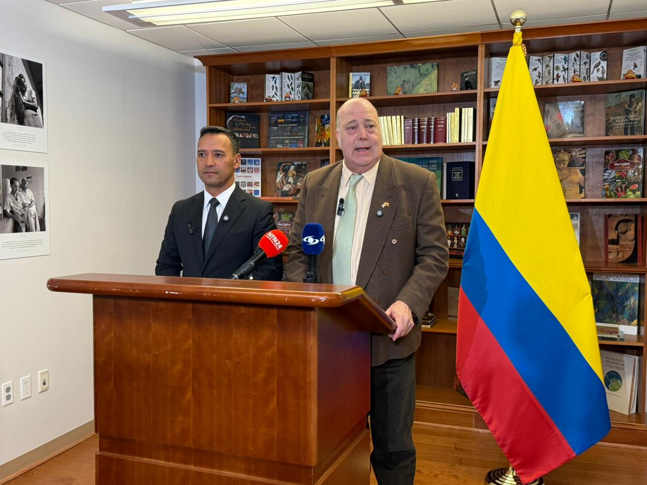 Daniel García-Peña y Pedro Sánchez en Washington.