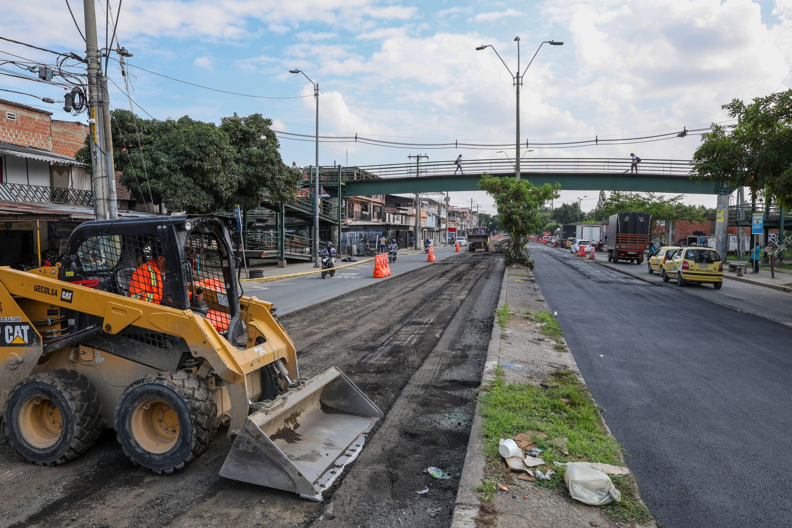 Obras de infraestructura en las vías de la ciudad. Rehabilitación de la avenida Ciudad de Cali.