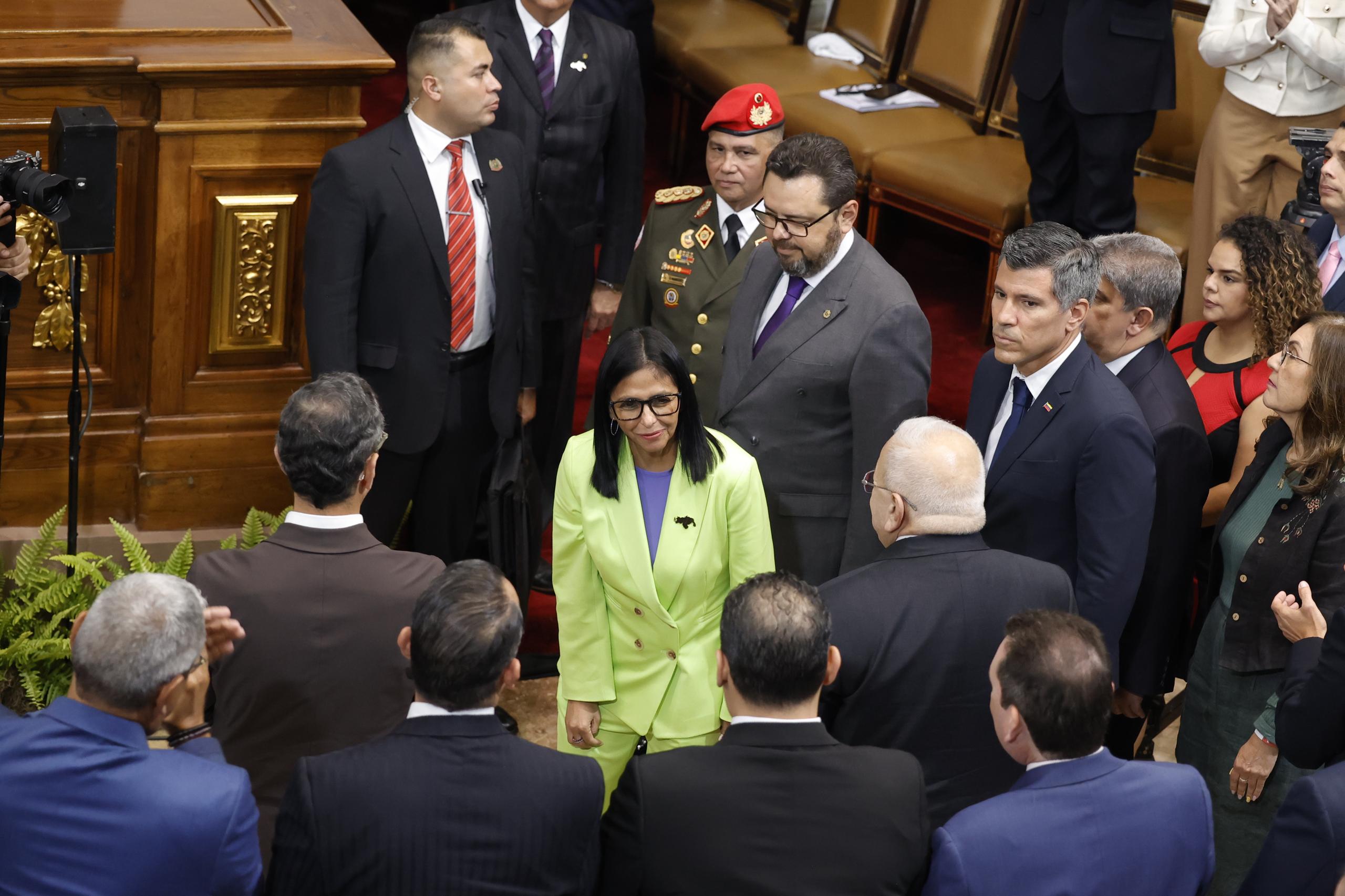 Díaz-Canel encabeza en Cuba ejercicios militares en medio de tensiones con Estados Unidos