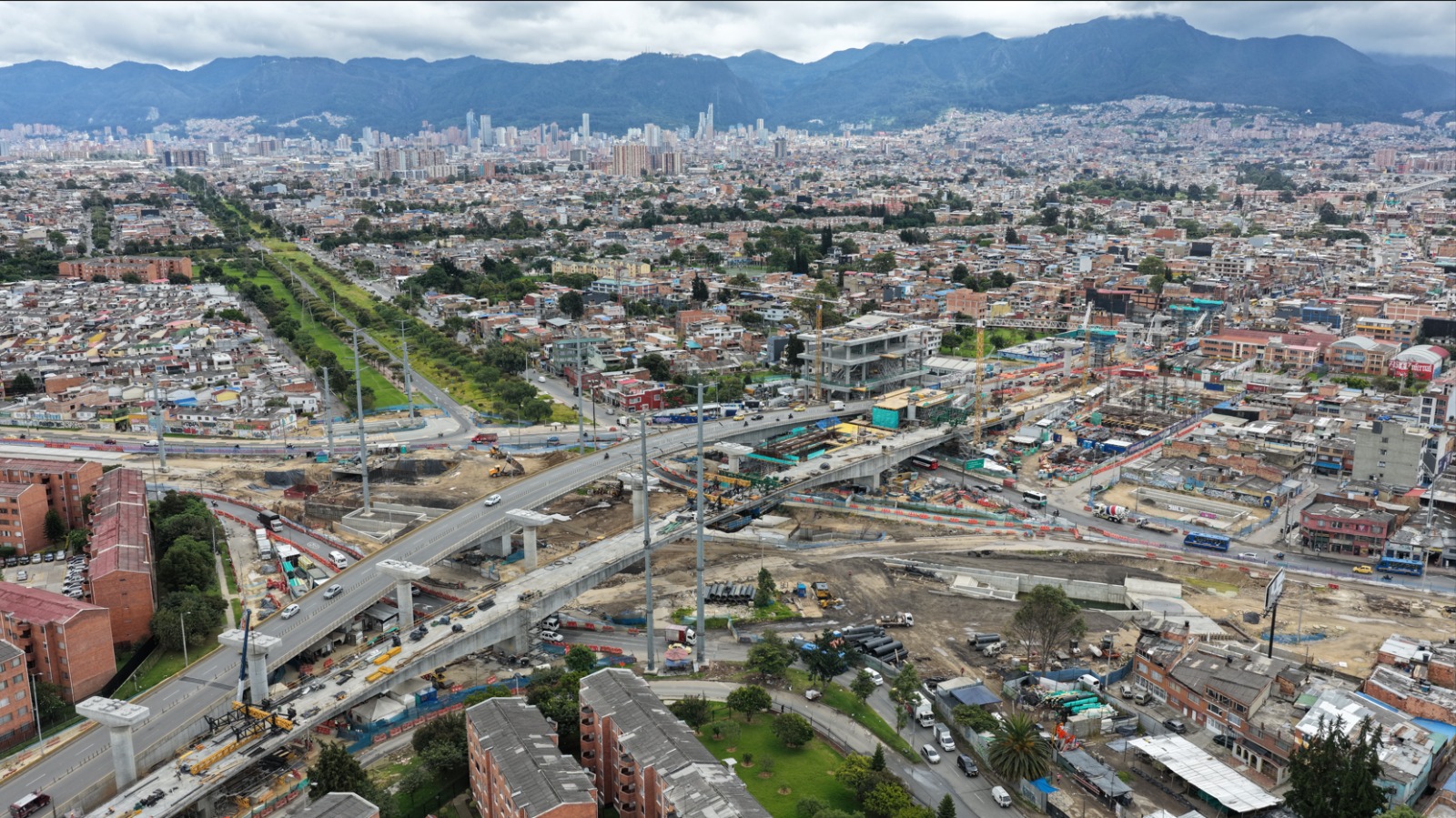 Pulpo de la avenida Primero de Mayo y la carrera 68
