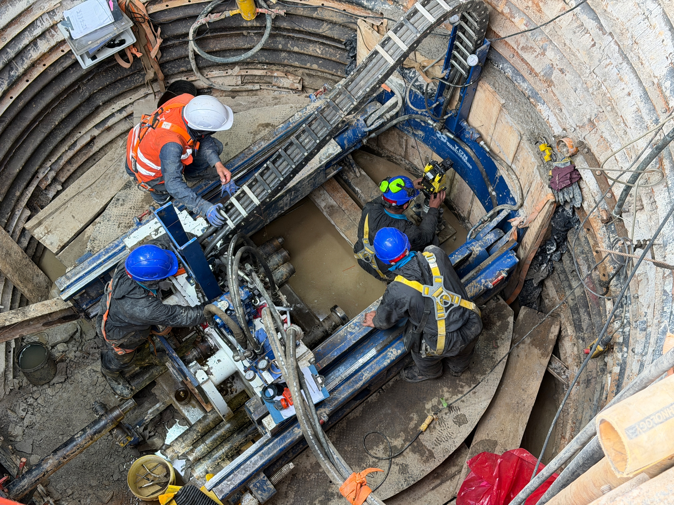 Obras en el interceptor de San Francisco
