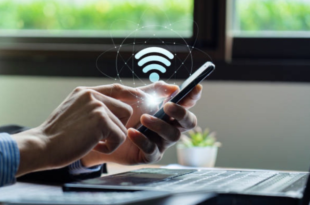 Cel mai eficient pas este schimbarea parolei Wi-Fi