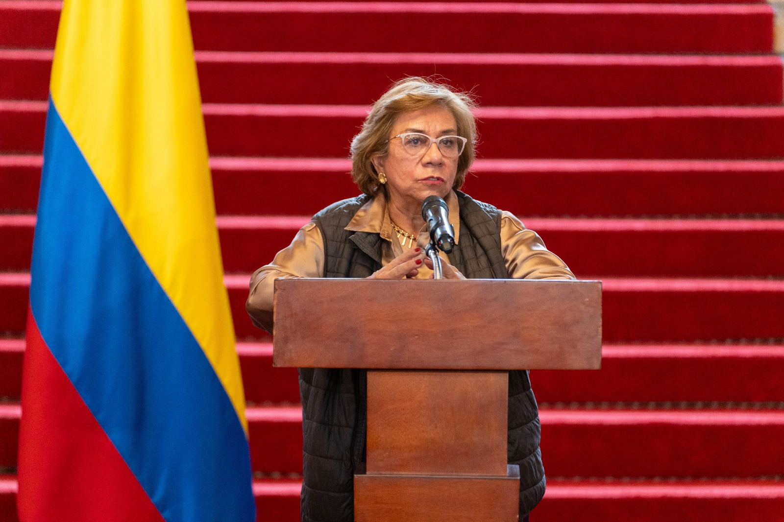 dice que ‘no son ataque a un país hermano’ y denuncia ‘abandono’ en frontera