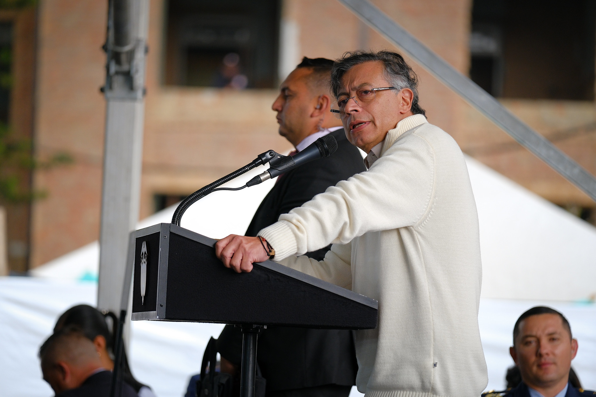 El presidente Gustavo Petro en la firma del comodato del Hospital San Juan de Dios.
