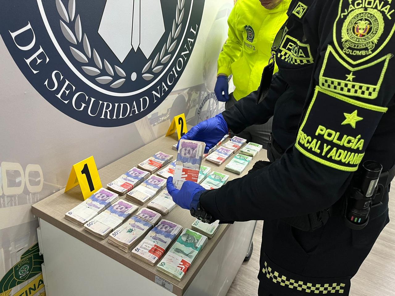 Dinero incautado en El Dorado