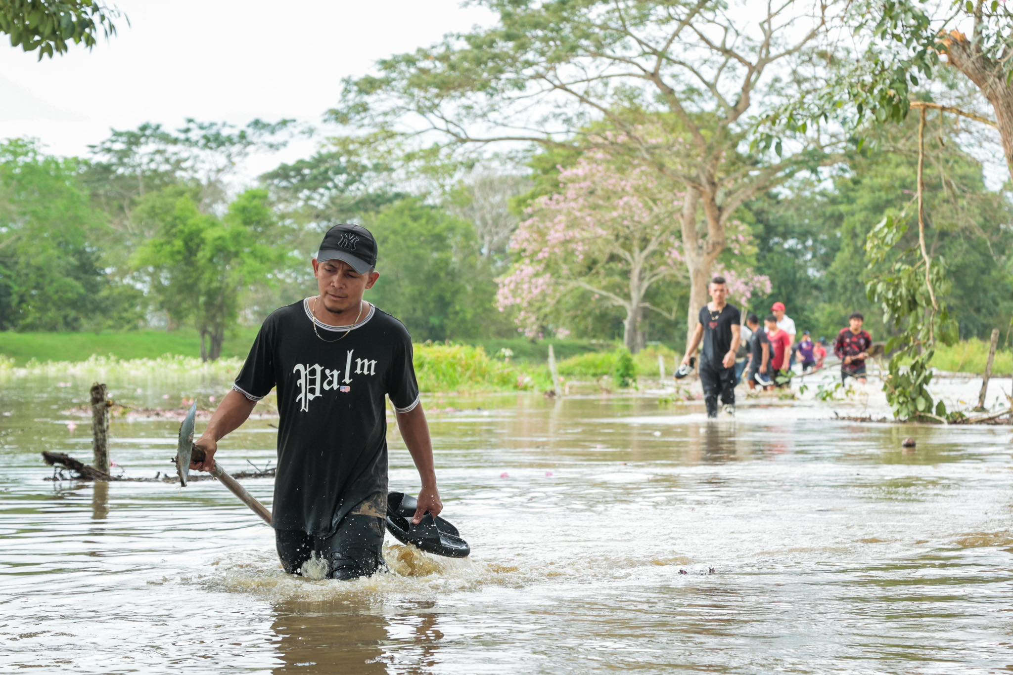 El río Sinú se desbordó en varios municipios de Córdoba, dejando viviendas bajo el agua y millas de familias damnificadas.