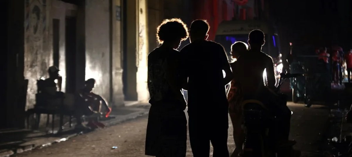 Cuba suspende suministro de combustible para aviación debido a escasez de petróleo y obliga a aerolíneas a realizar ‘escalas técnicas’ en otros países