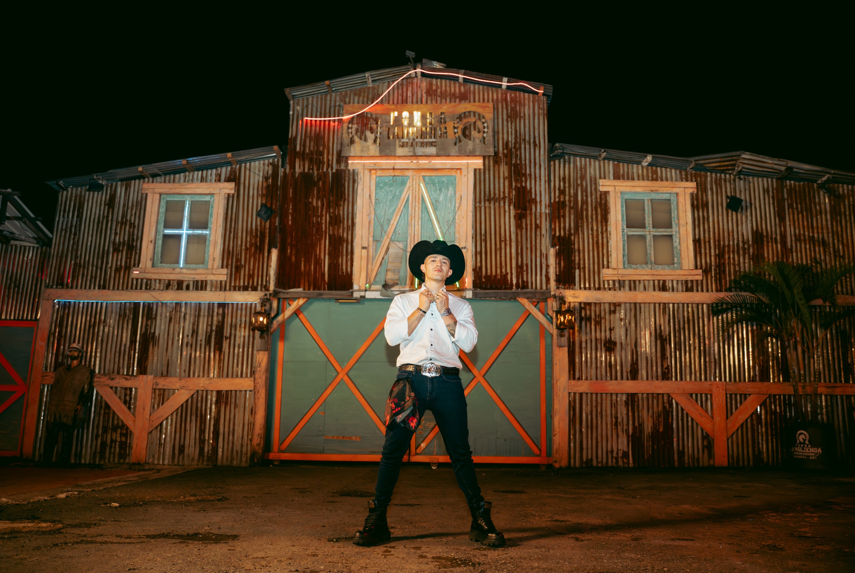 El cantante de música popular Luis Alfonso.