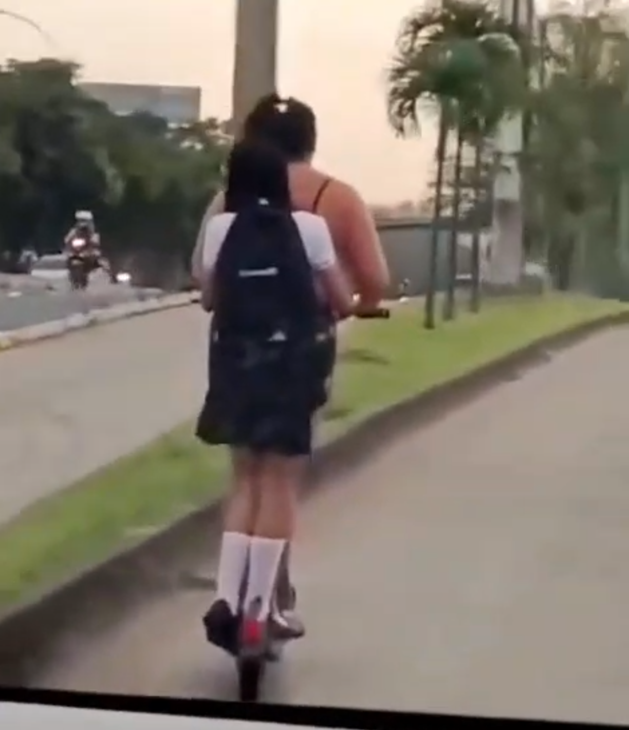 Policías insultaron a madre e hija en Cali