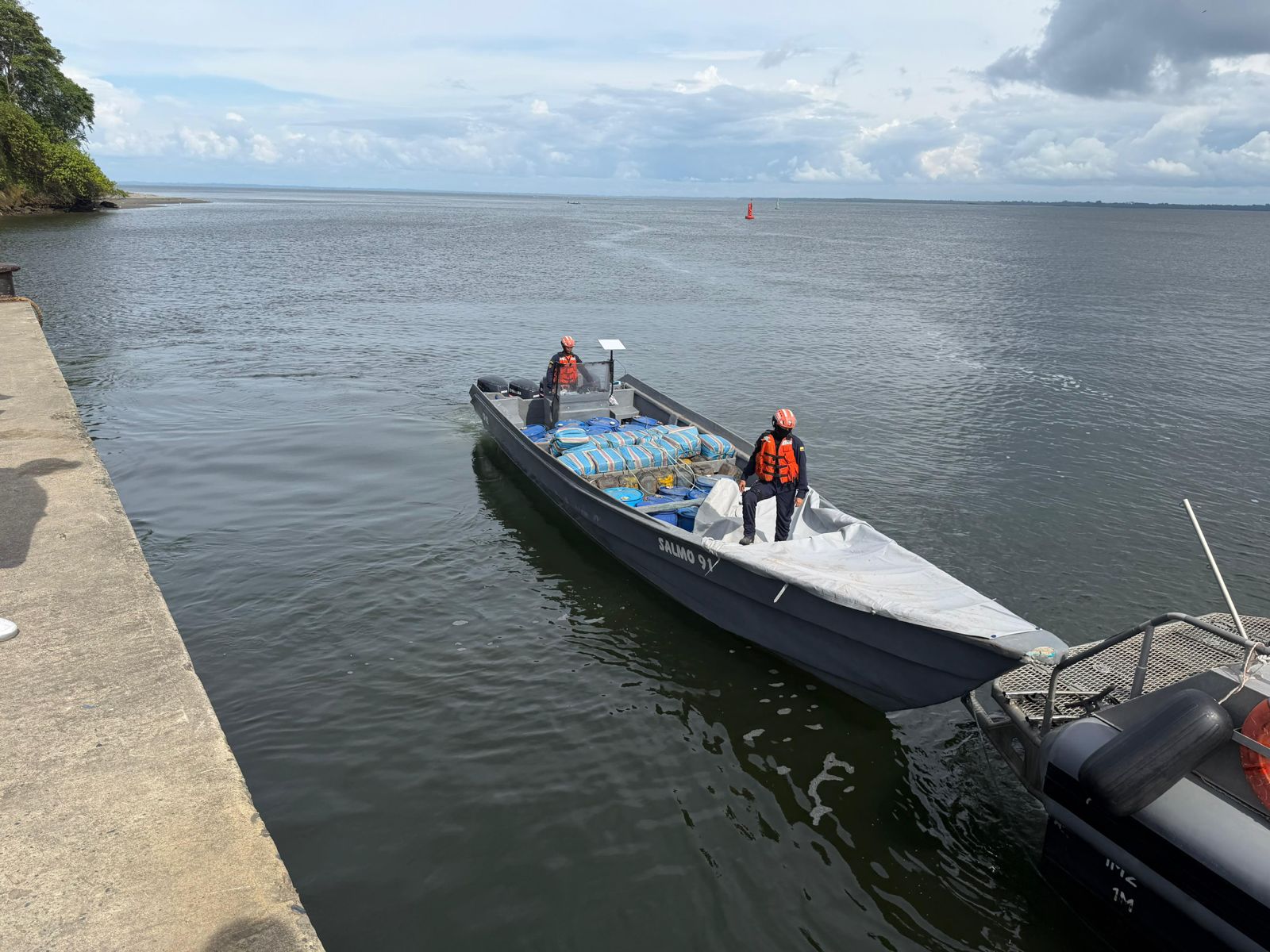 Incautación de 2,3 toneladas de drogas en zona de Tumaco.