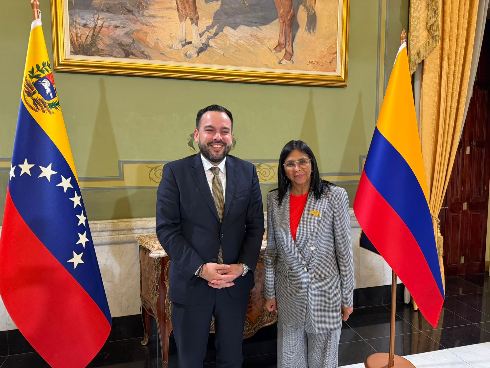 Reunión entre el ministro de Minas y Energía, Edwin Palma, y la jefa del régimen de Venezuela, Delcy Rodríguez