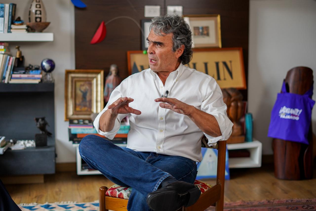 Sergio Fajardo en entrevista con Andrés Mompotes, director de EL TIEMPO.