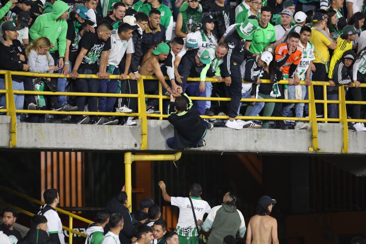 Altercado entre hinchas de Nacional en El Campín